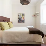 Merces By Hill Apartmán *